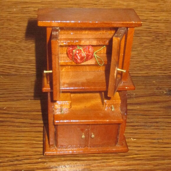 Dollhouse Furniture 7 piece set of Living Room Furniture mostly Wooden Set 1 - Picture 10 of 12